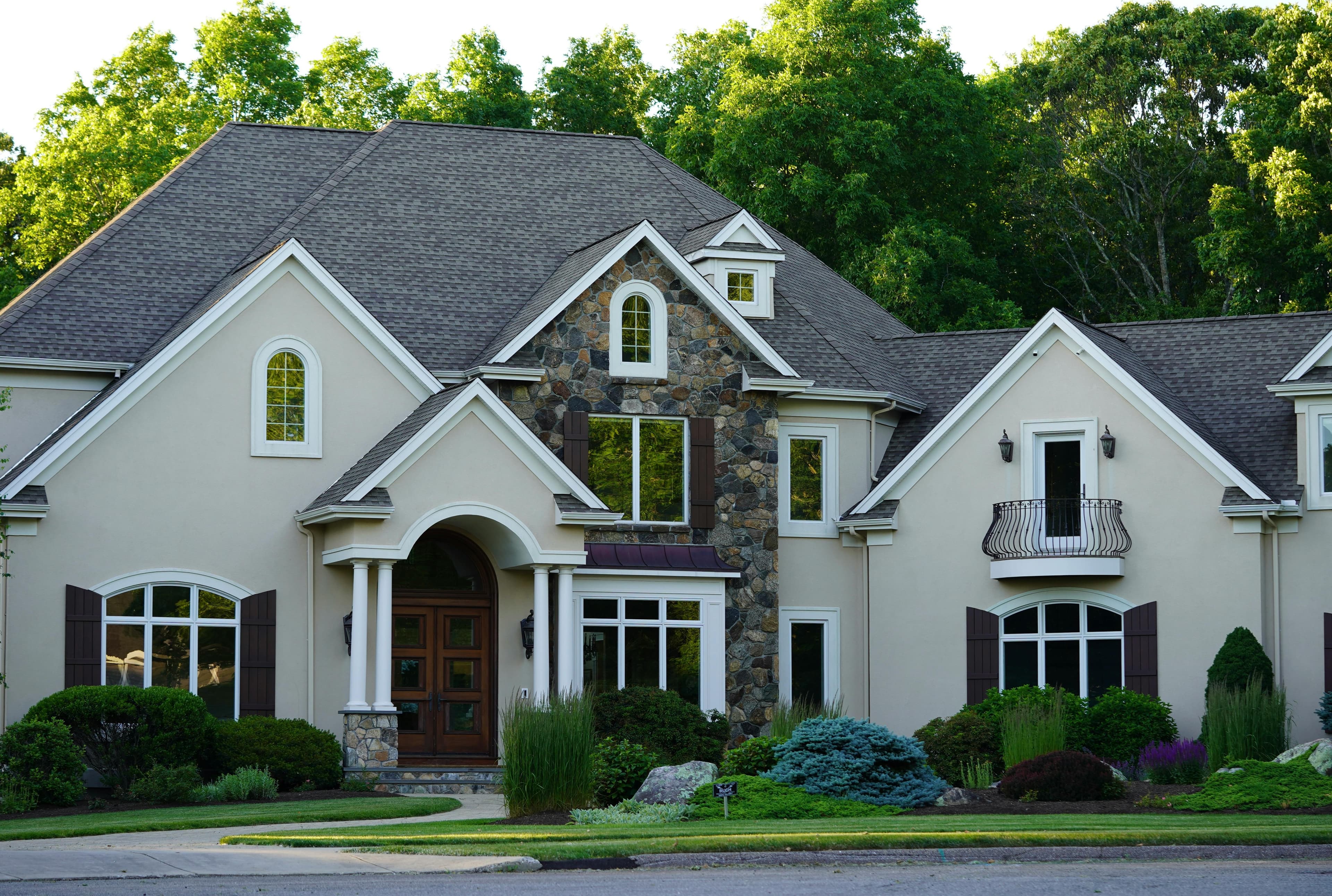 Homes in Orange, CT
